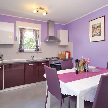 Three-bedroom Holiday In